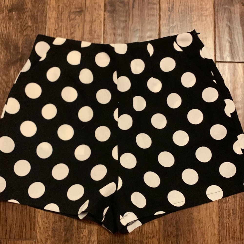 So cute…never worn